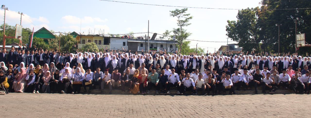 Pelepasan Mahasiswa PLP FTIK UIN KHAS Jember Semester Ganjil 2025/2026